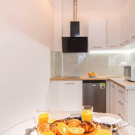 Little - Malibu Apartman *