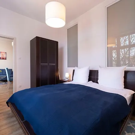 Little - Malibu Apartman